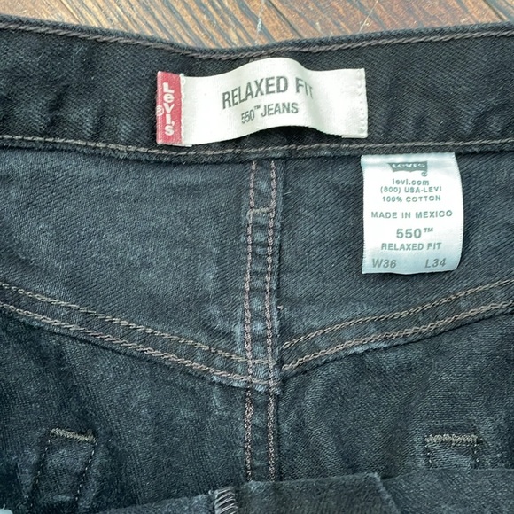 Levi’s 550™ RELAXED FIT Men’s Jeans
36X34 - Picture 4 of 8